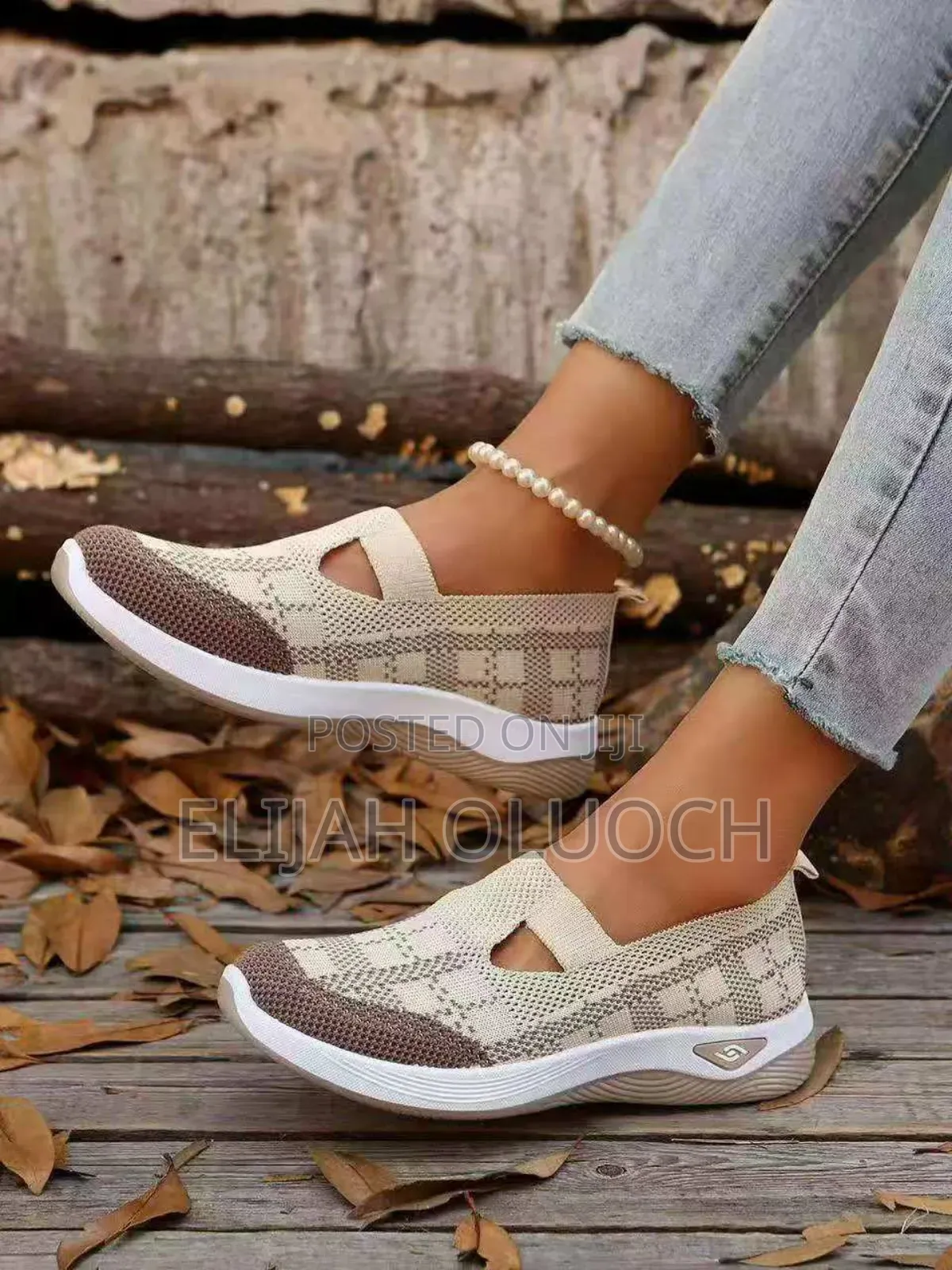 Ladies Breathable Rubbers Shoes