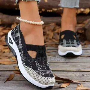 Ladies Breathable Rubbers Shoes