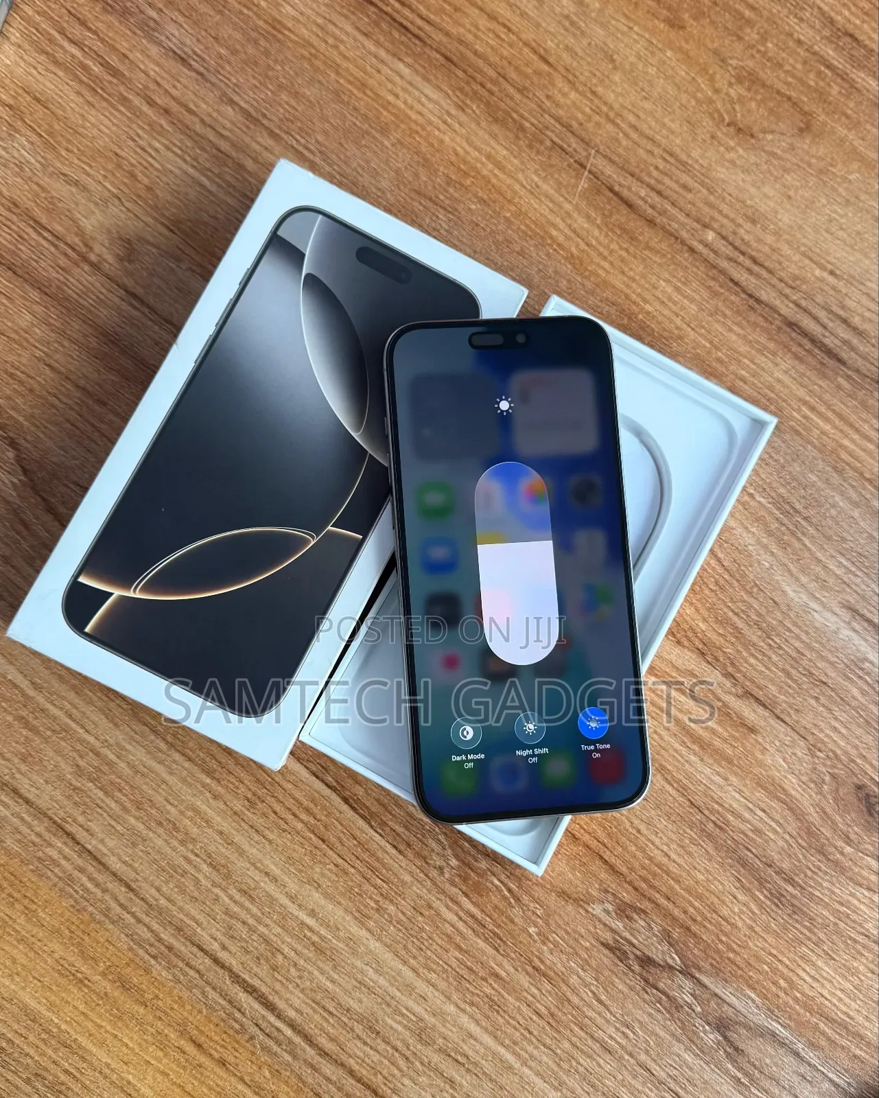 New Apple iPhone 11 Pro Max 256 GB Silver