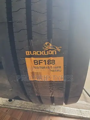 Black Lion 265/70/19.5