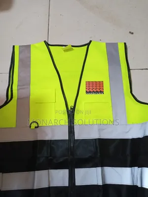 Green Black Executive Reflective Vest With Custom Logo