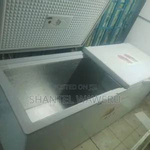 750litres Ramtons Double Door Chest Freezer