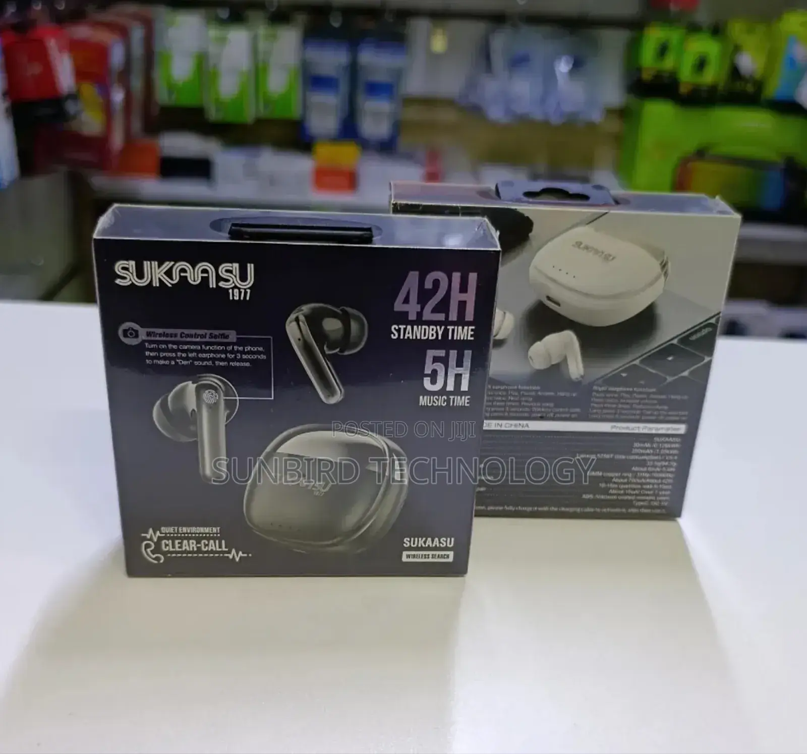 Sukaasu 1977 Earpods.