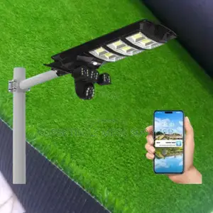 Smart 450 Watts Led Solar Street Light With PTZ 4g Security Camera