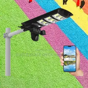 Outdoor 450 Watts Solar Led Street Lamp With 12mp Triple Lens Camera