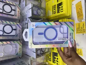 Qweese Magsafe Compatible iPhone 13 Newskin Case