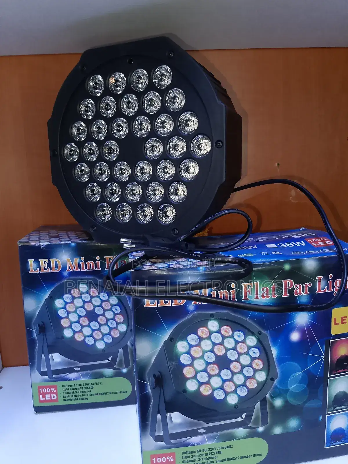 Spot Light,Led Flat Par Light Legendary Lighting in Entertaining Joint