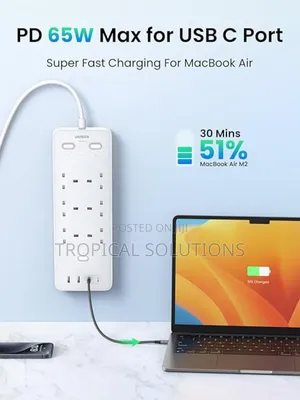 Ugreen Surge Protector Power Strip 6ac Outlets+ 65w 2a2c Uk 2m S551