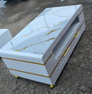 Modern Coffee Table With Glass Top and Drawers + Free Delivery.