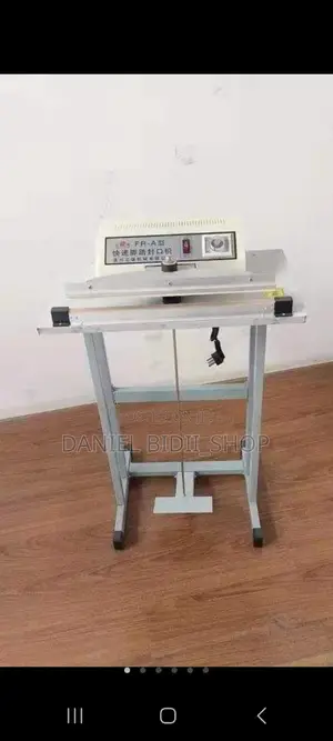Pedal Plastic Sealing Machine 
Fre 600