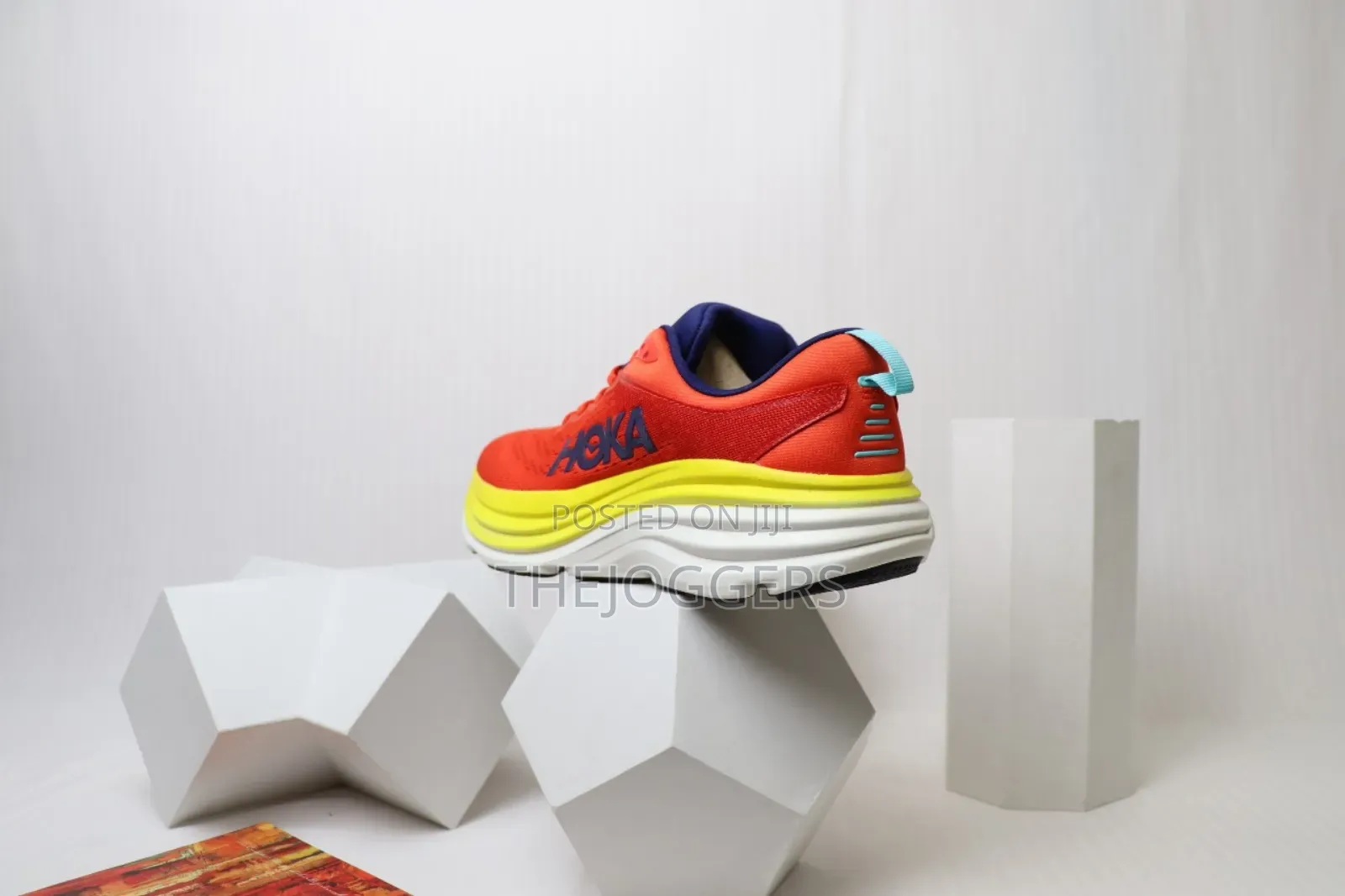 Hoka One One Bondi 8red Alert Flame