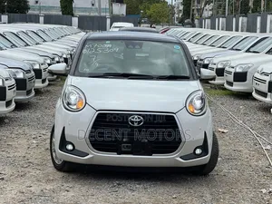 Toyota Passo 1.0 FWD 2019 White