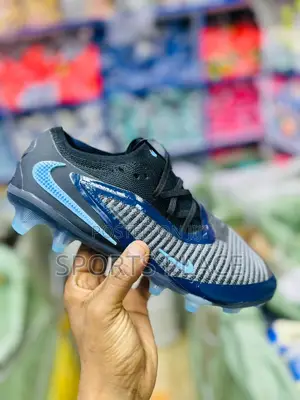 Latest Nike Black Phantom Gx Luna 6 Low Football Boots - Soccer Shoes