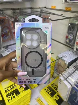Sinple Magnetic Transluscent Case for Oneplus 13 Case