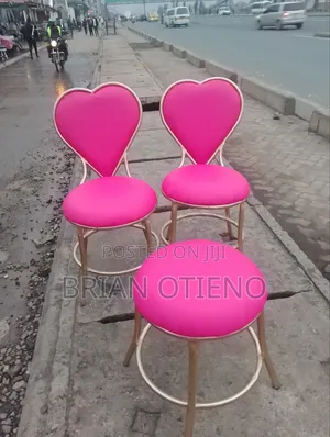 Pink Love Seats With a Stool