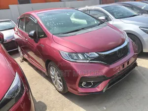 Honda Fit Sport 2018 Pink