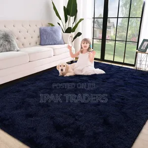 Fluffy Plain and Patched Carpet Size 7*10