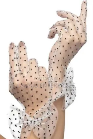 Short Hand Gloves
