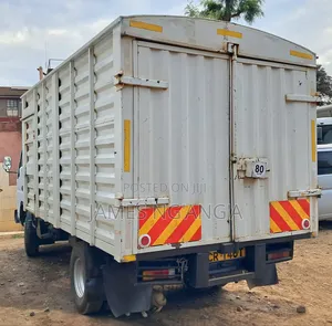 Mitsubishi Canter Fe84