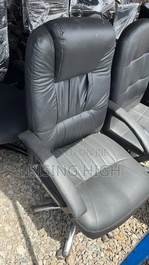 Executive Leather Office Chairs – Classic Modern