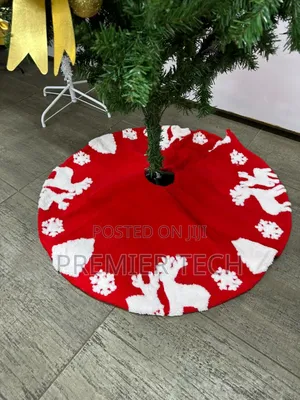 *Christmas Tree Skirt