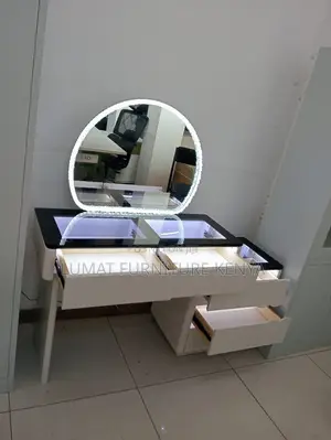 White Led Makeup Dressing Table