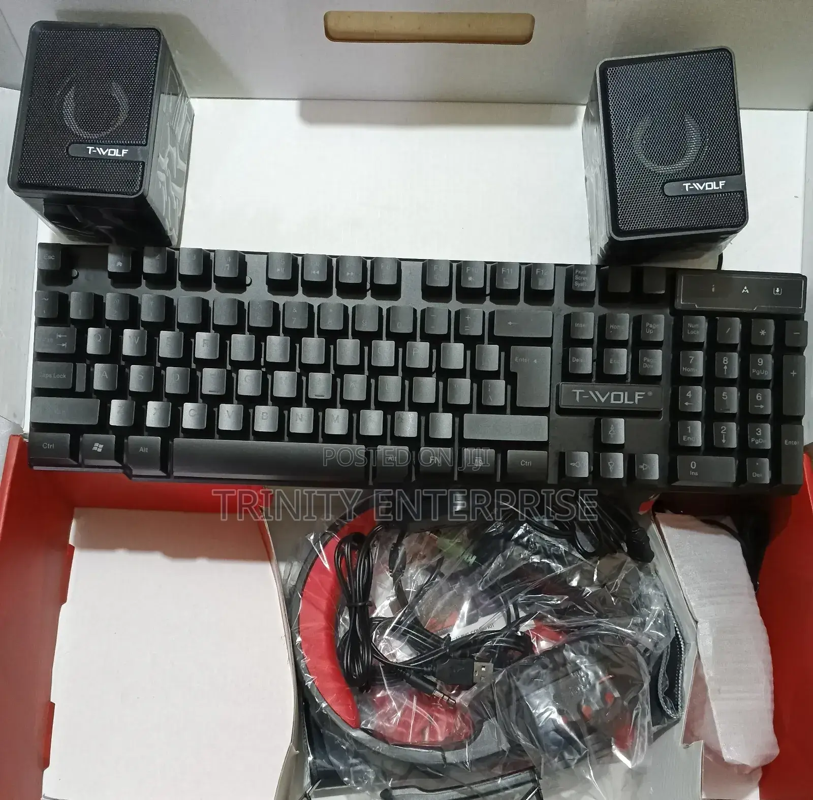 Twolf Tf850 5 in 1 Gaming Keyboard and Mouse Speaker Headphone