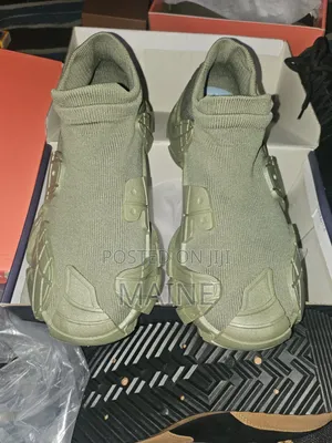 Breathable Sneakers Summer New Casual Soft Sole Sports Shoes 39-43