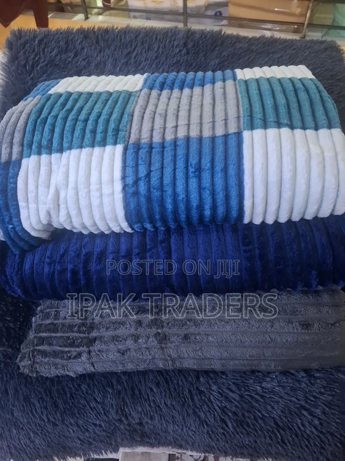 Fleece Velvet Blanketsultra Soft Size: 6x7 *