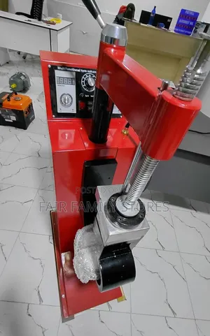 Sunshine Italy Heavy Duty Vulcanizing Machine