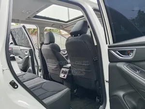 Subaru Forester 2019 Pearl