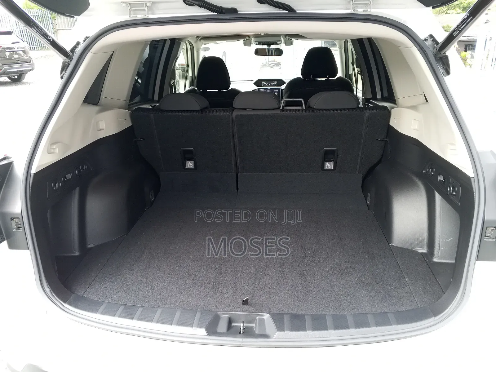Subaru Forester 2019 Pearl