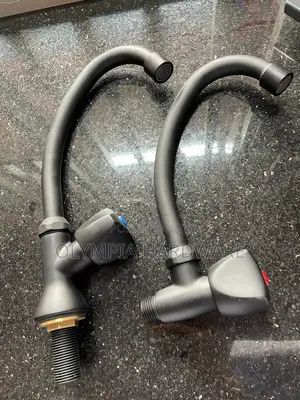 Black Flamingo Tap (Pillar and Wall)