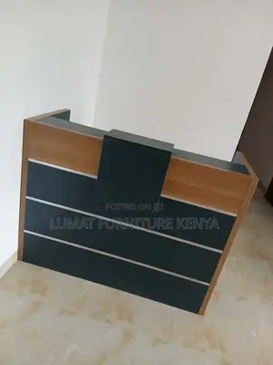 Office Front Desk Workstation
