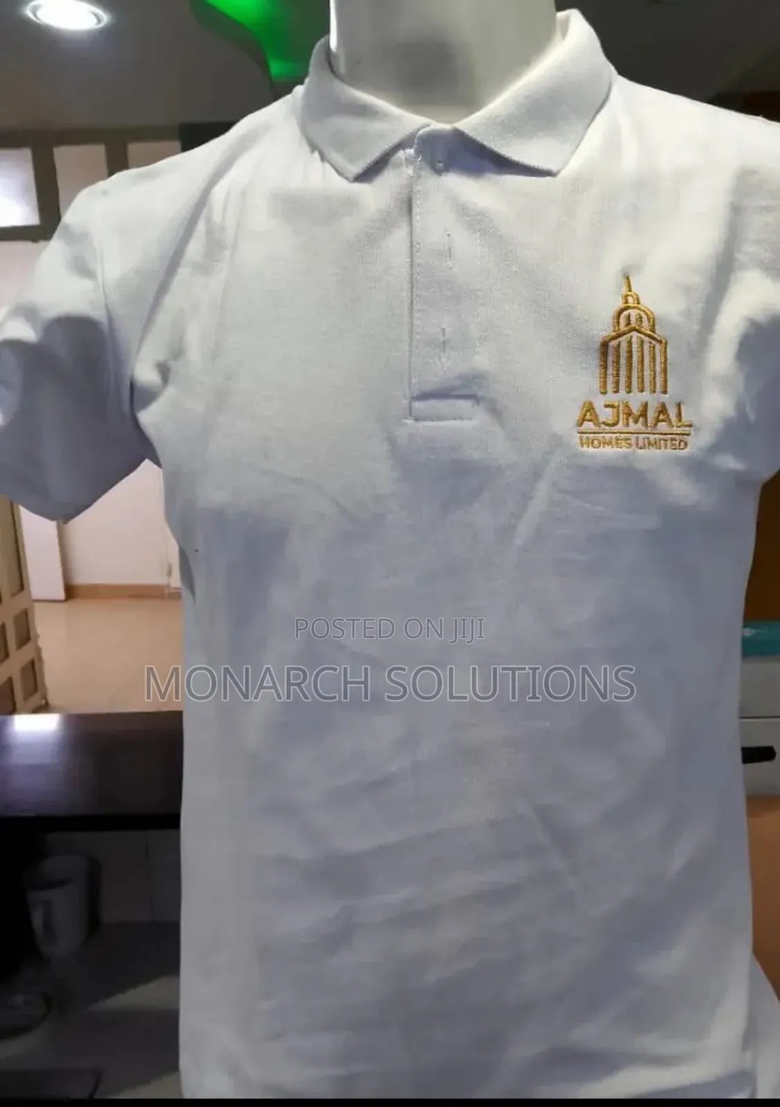 Polo Tshirt. Body White .Branded.