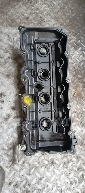 Toyota 7l Engine Top Cover 2kd New Model