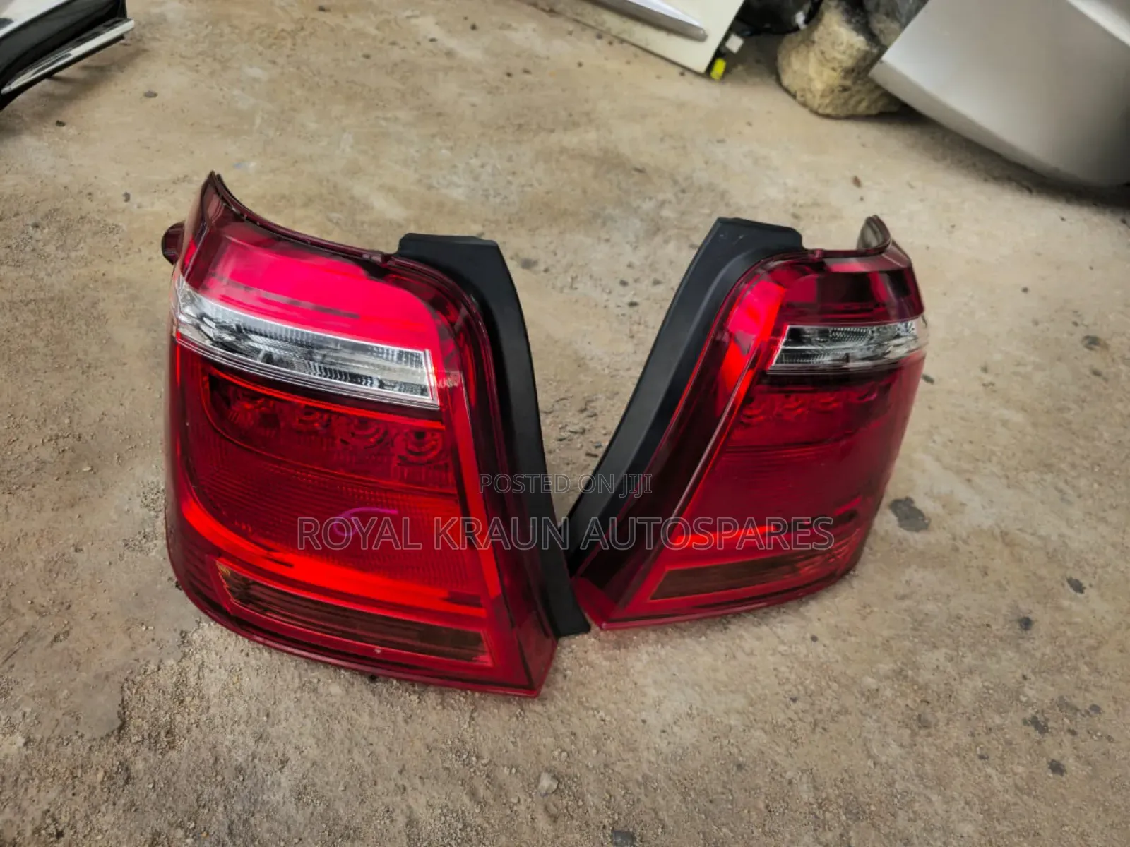 Axio 165 Back Lights
