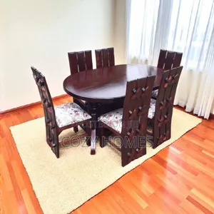 Dining Table Set, a Luxurious 6 Seater Dining Table Set