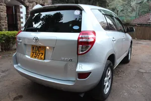 Toyota RAV4 2014 Silver