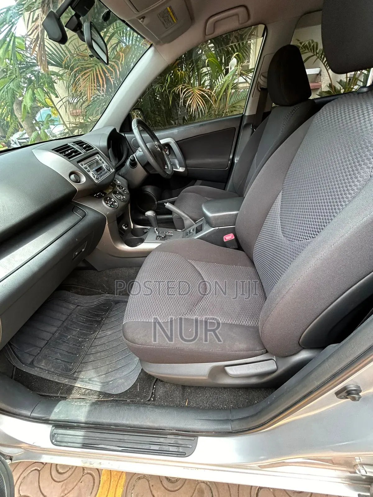 Toyota RAV4 2014 Silver