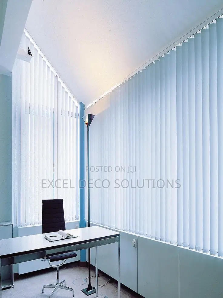 Vertical Office Blinds – Corporate Comfort Meets Class