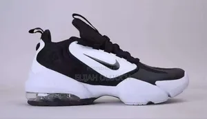 Nike Air Max Alpha Savage Shoes