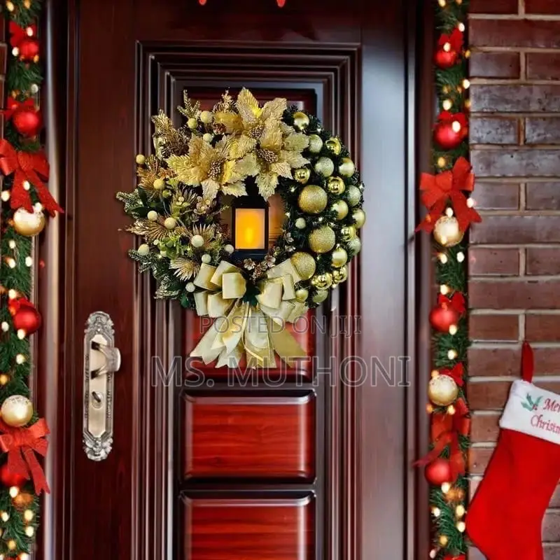 Front Door / Wall Christmas Wreath With a Lamp