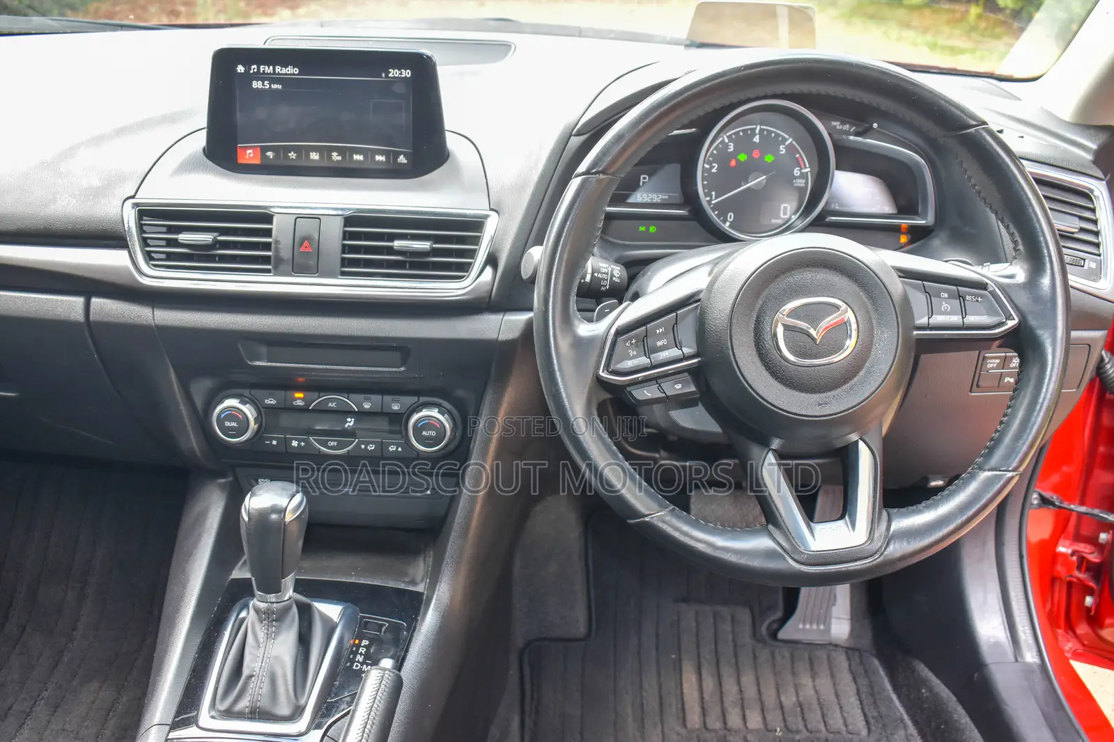 Mazda Axela 2018 Red