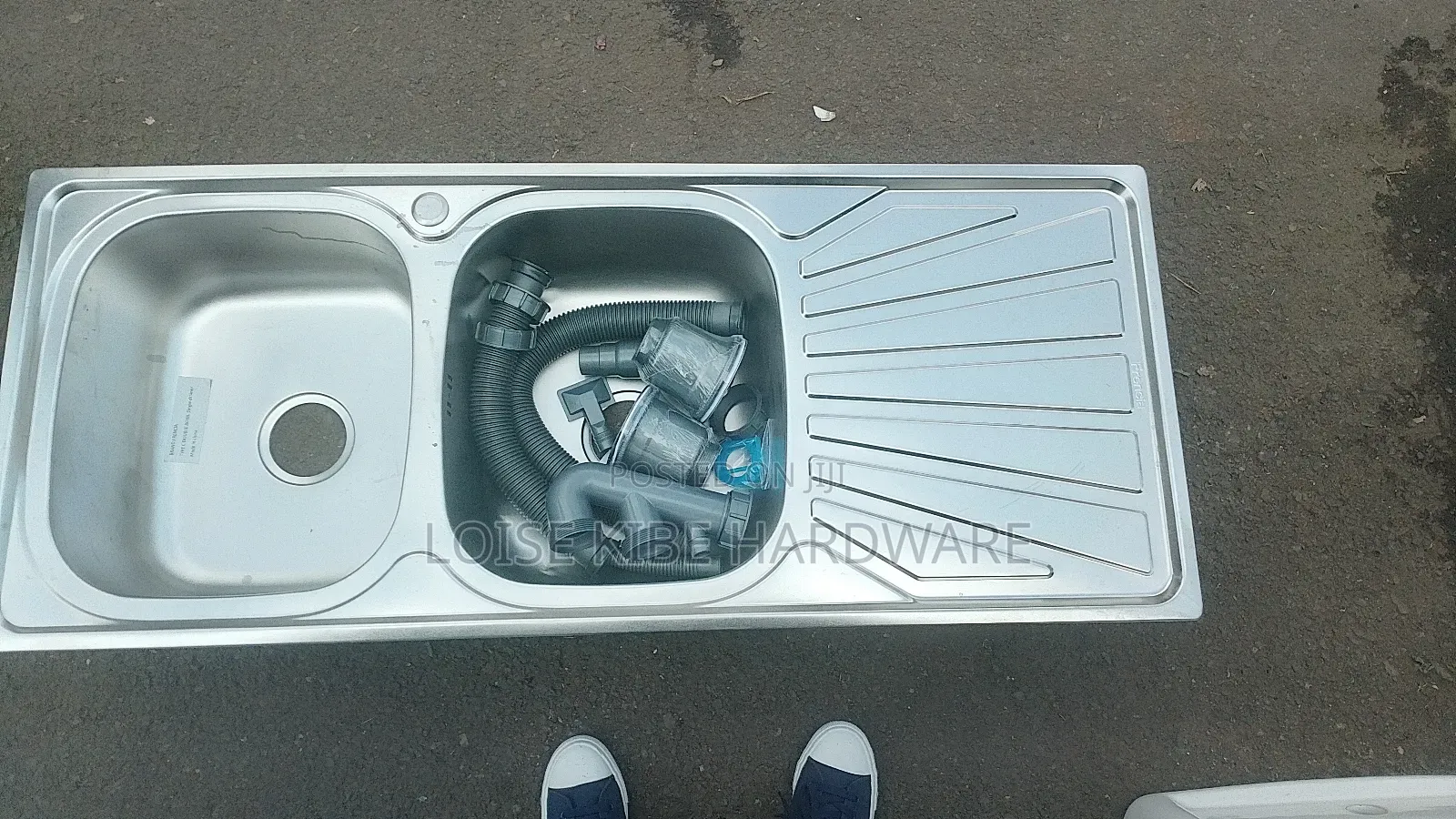 Kitchen Sink With Connection Available