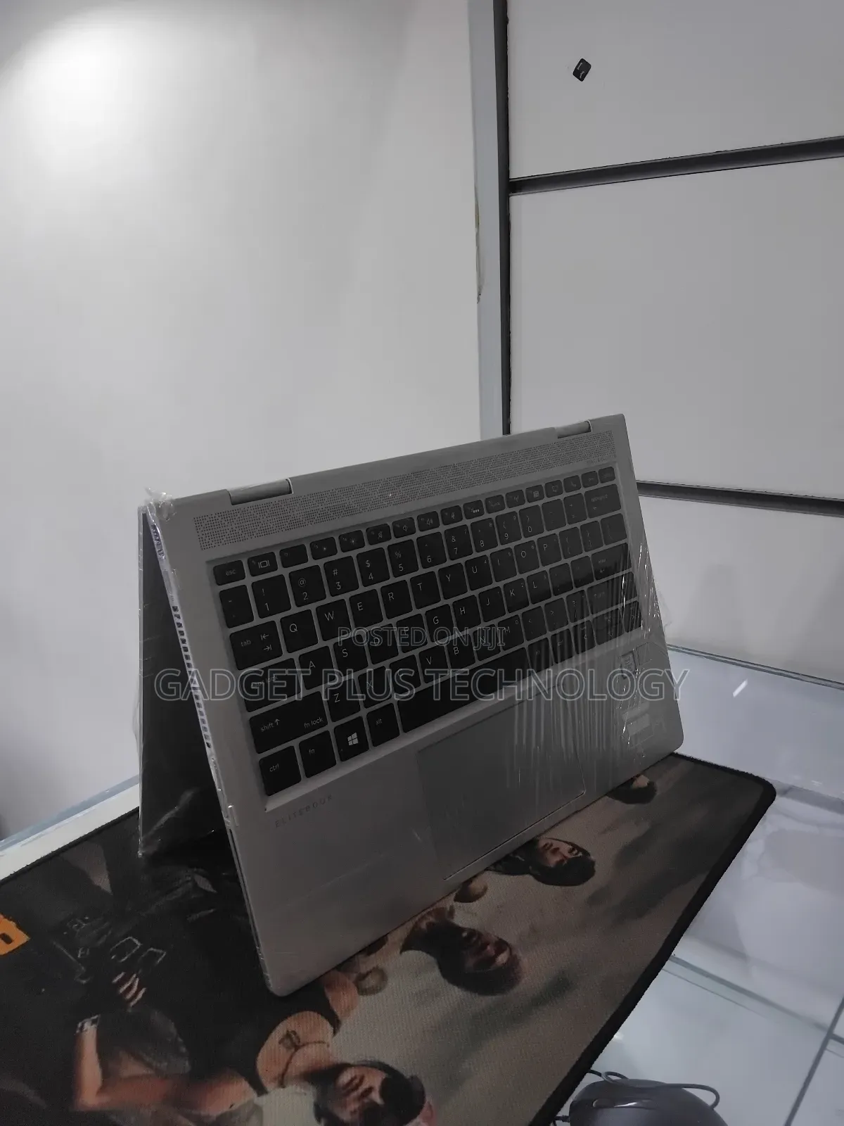 Laptop HP EliteBook 1040 G8 16GB Intel Core i7 SSD 512GB