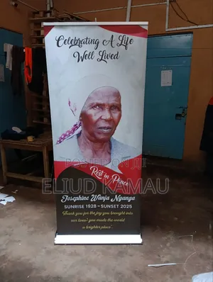 Wide Base Roll Up Banner