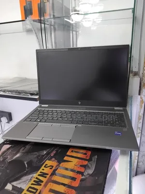 Laptop HP ZBook Firefly G8 16GB Intel Core I7 SSD 256GB