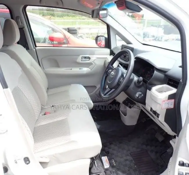 Daihatsu Move 2020 White