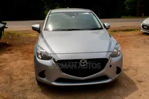 Mazda Demio 2018 Silver